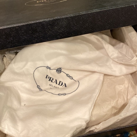 Prada heels - Picture 9 of 9